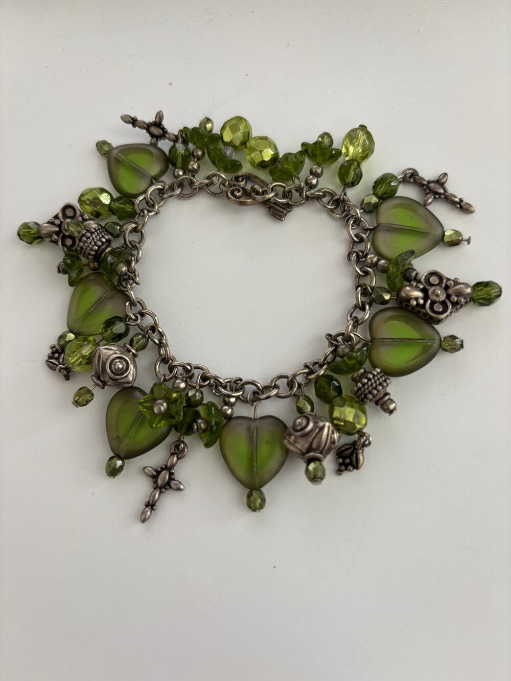 Vintage Silver Tone Molded Glass / Art Glass Charm Bracelet Green